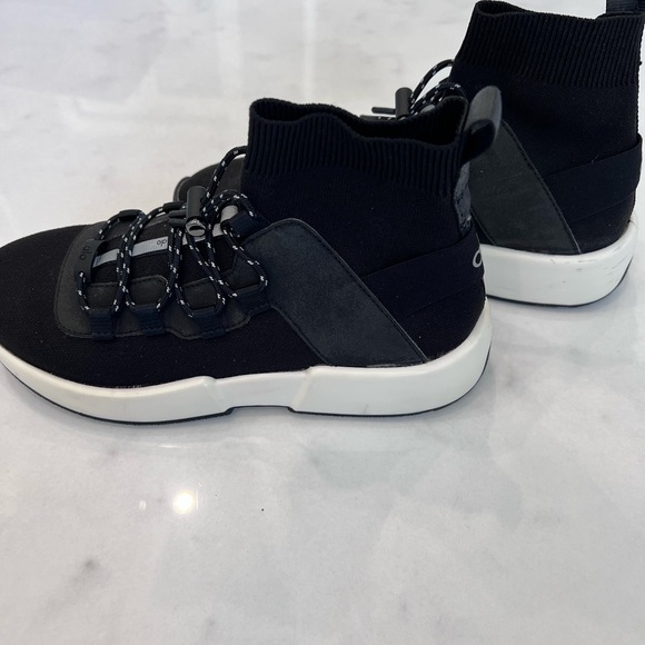 ✨ALO YOGA✨Wanderer Sneakers - Picture 8 of 12